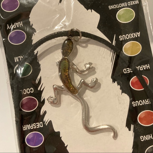 Vintage Lizard Mood Necklace - Picture 4 of 5